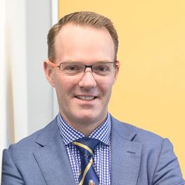 Dr Robert Gordon - Orthopaedic Surgeon